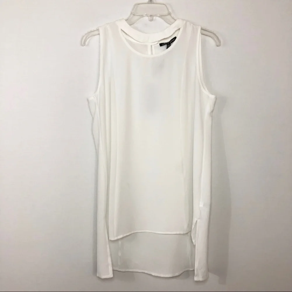 Cable & Gauge NWOT Women’s Sleeveless Choker Top‎ M